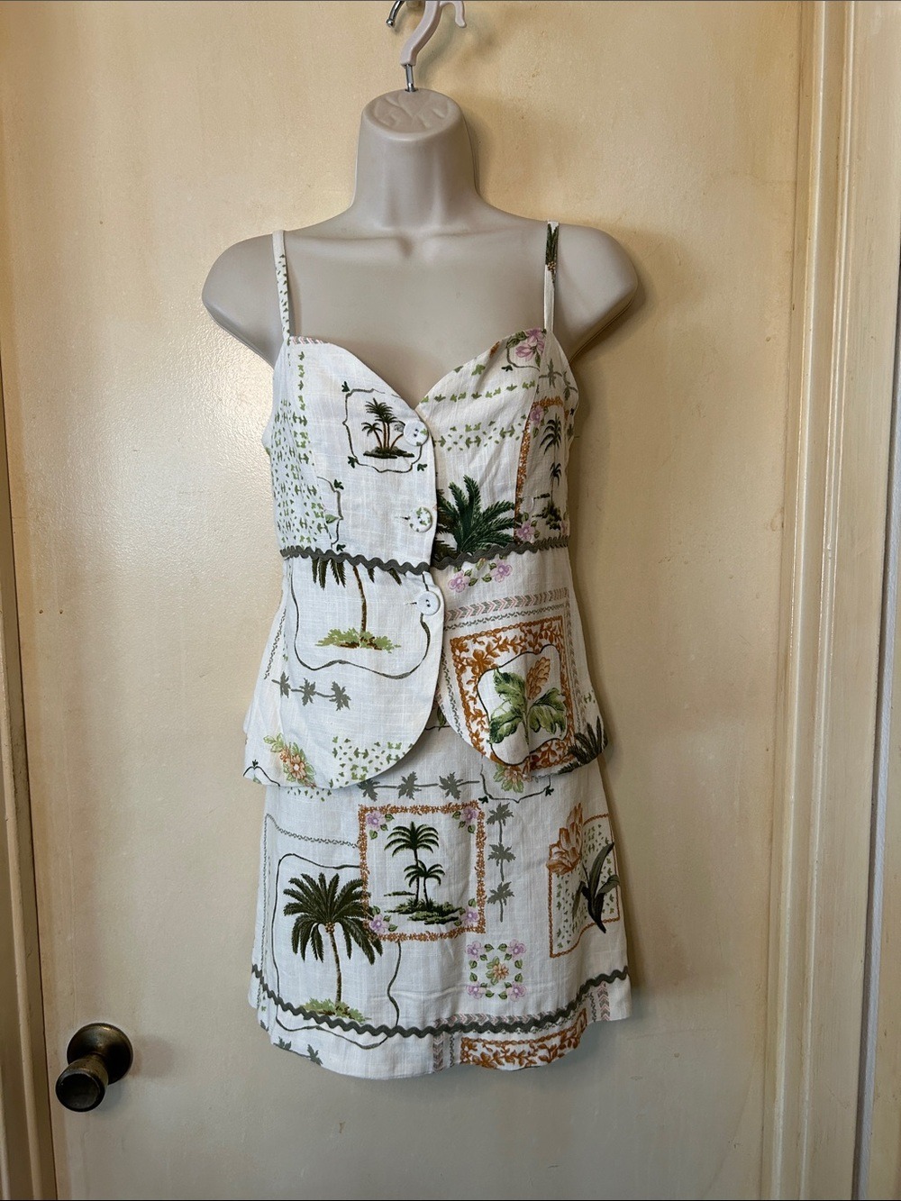 Paper Heart Linen Blend Tropical Skirt Set size M